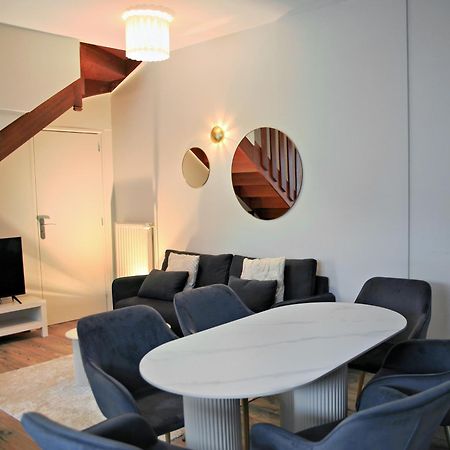 Hotel Restaurant Les Capucins แบลฟอร์ ภายนอก รูปภาพ
